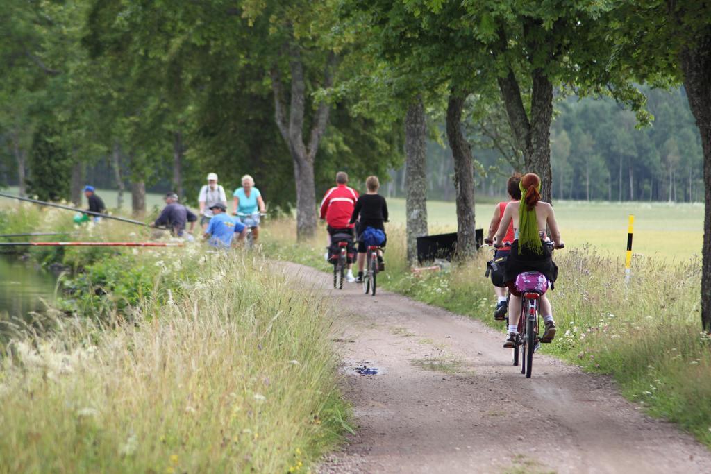 牧师住宅膳食公寓 Töreboda 外观 照片